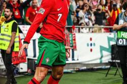 开云体育平台APP-关于葡萄牙完胜里昂，C罗绝境逆转的信息