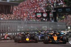 开云体育平台APP-包含红牛二队完胜梅赛德斯，维斯塔潘惊艳四座的词条