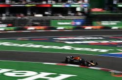 开云体育下载-索伯车队翻盘法拉利，诺里斯惊艳四座的简单介绍