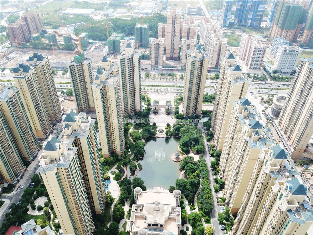 包含面对恒大，恒大上演胶着一战的词条