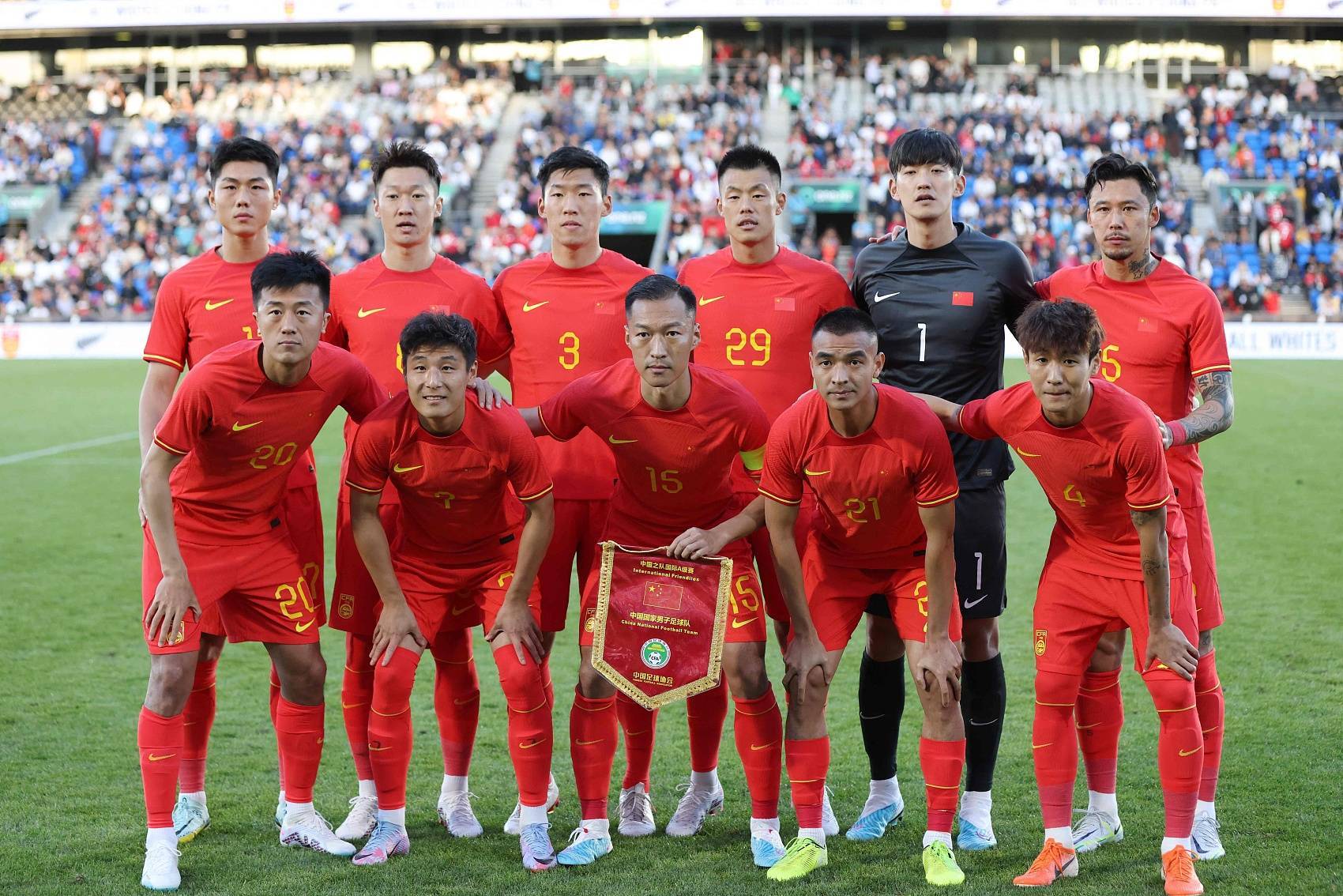国际足球赛事中中国队实力大涨，备受瞩目