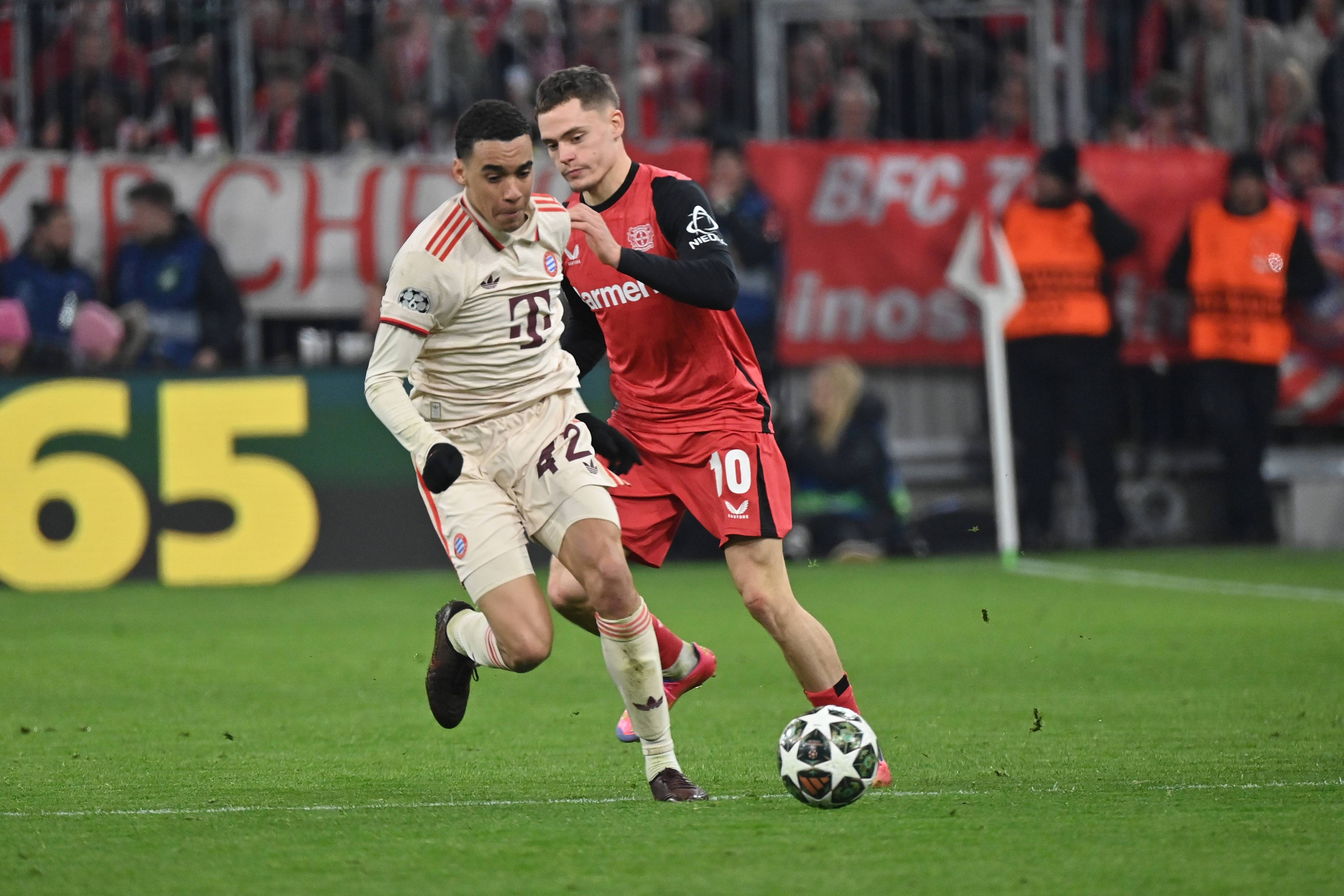 皇马稳操胜券，迎接曼联挑战