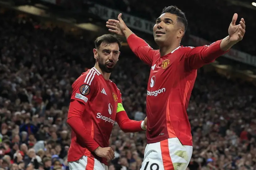 曼联完胜塞维利亚，博格巴2爆发神勇的简单介绍