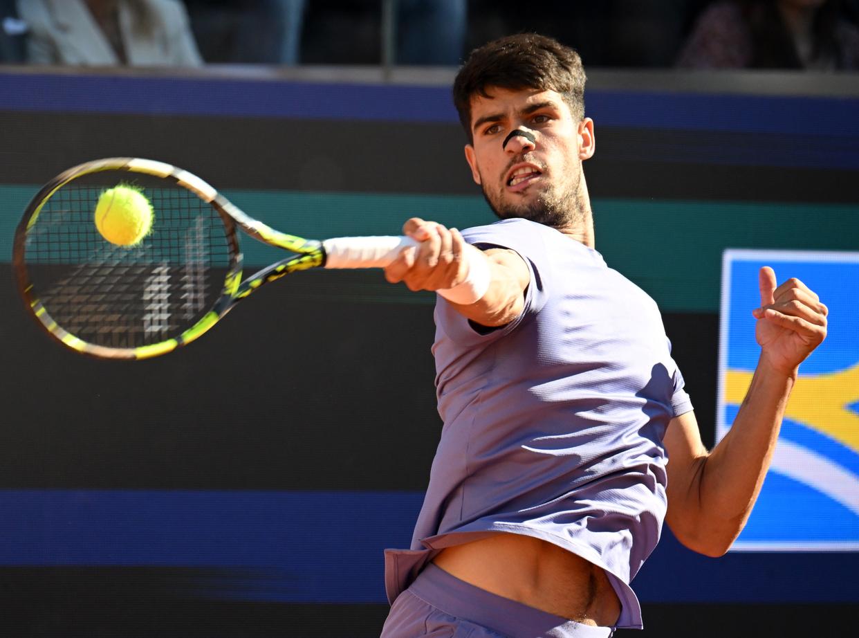 意大利网球队碾压世界网球队,阿尔卡拉斯送出助攻的简单介绍 意大利网球队碾压世界网球队,阿尔卡拉斯送出助攻的简单介绍