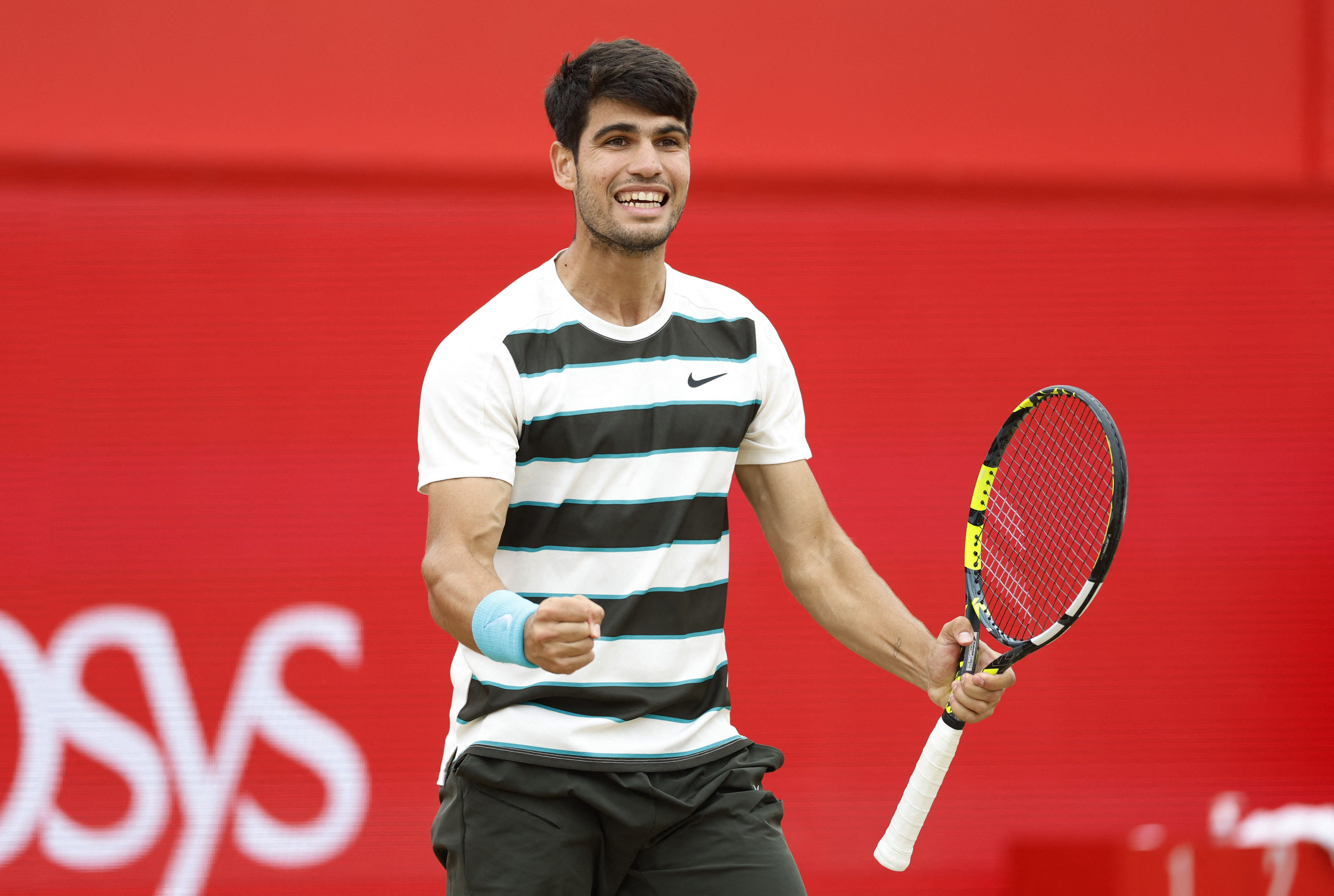 关于西班牙网球队爆冷意大利网球队，阿尔卡拉斯送出助攻的信息