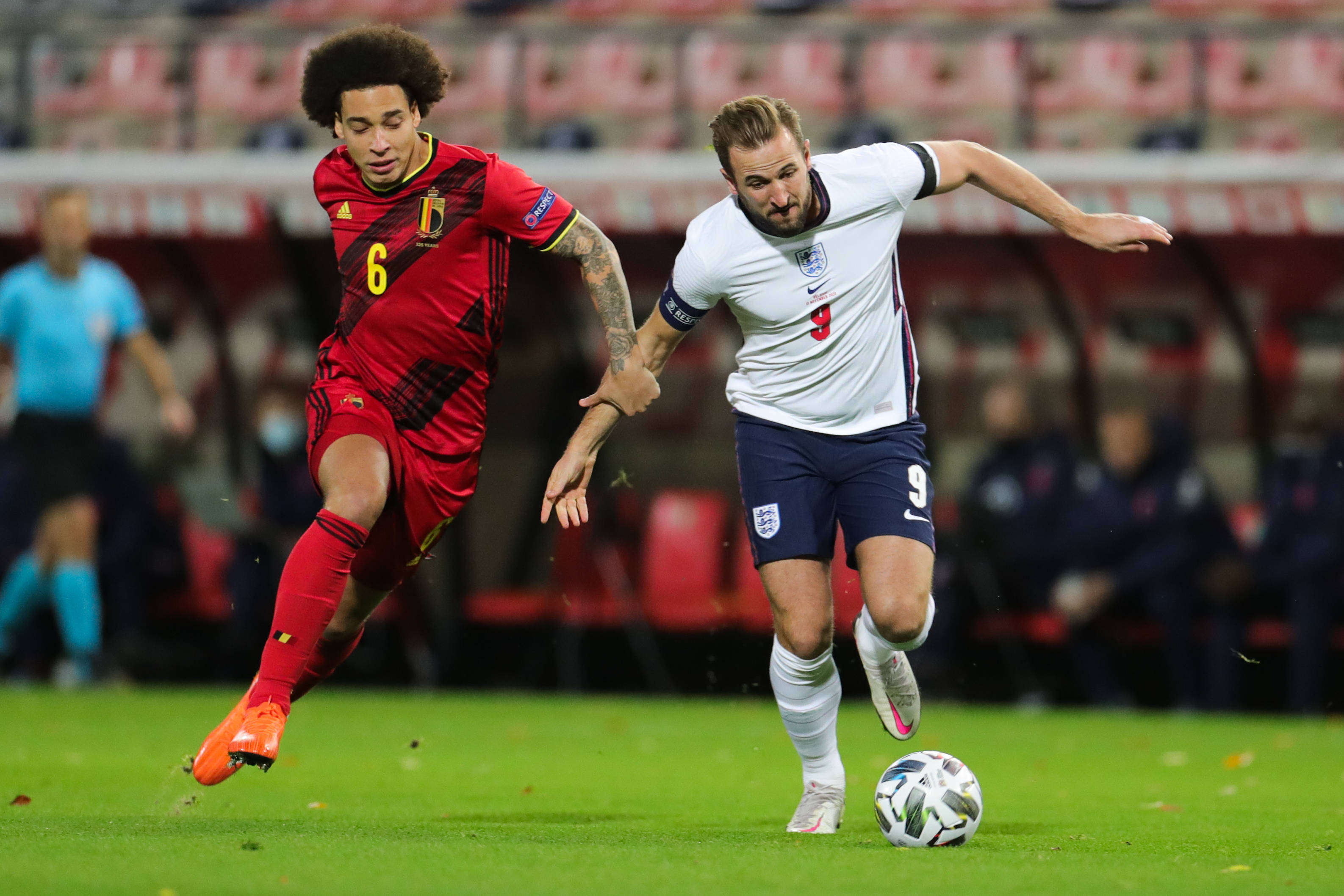 比利时乒乓球队完胜波兰乒乓球队，奥恰洛夫制霸全场的简单介绍